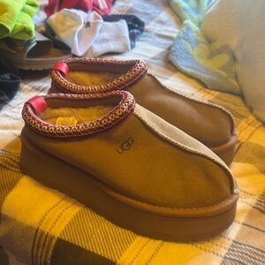UGG Tan Slip-On Shoes with Red Accents